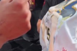 谁能不爱约基奇！时时刻刻都在说感谢，亲切可爱的联盟第一人